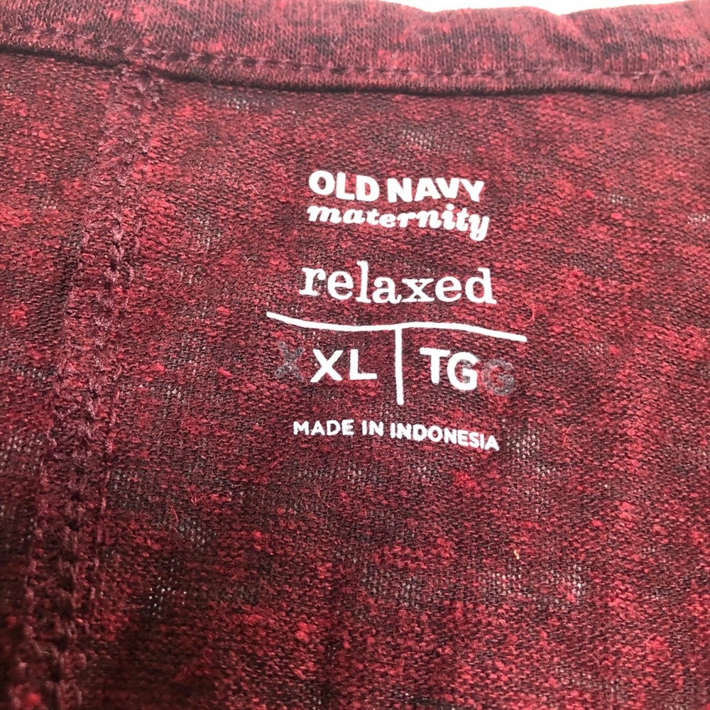 Old Navy Maternity Active Top. - Picture 2 of 5